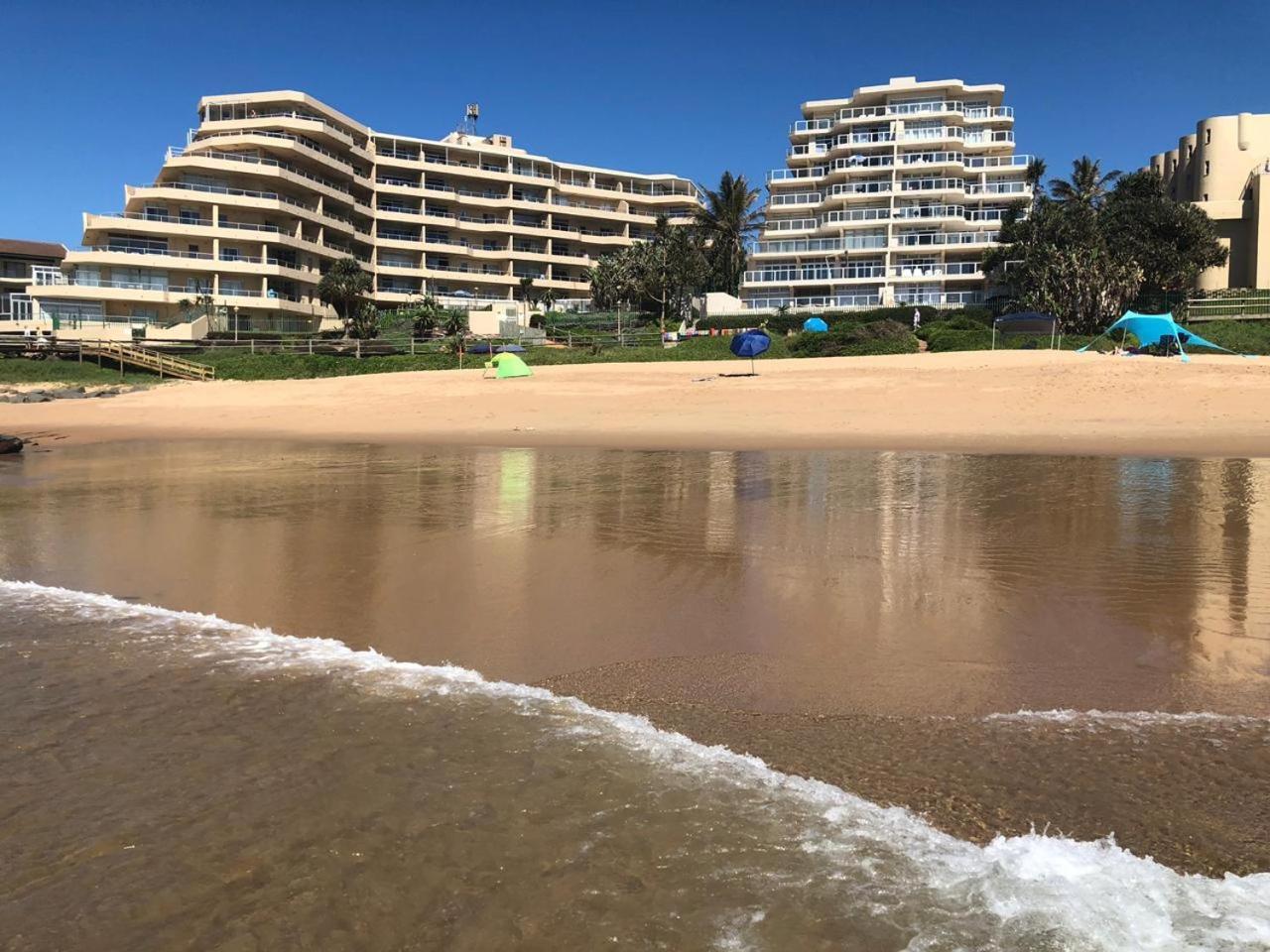 Sands Beach Breaks Beach Front Ballito Exteriér fotografie